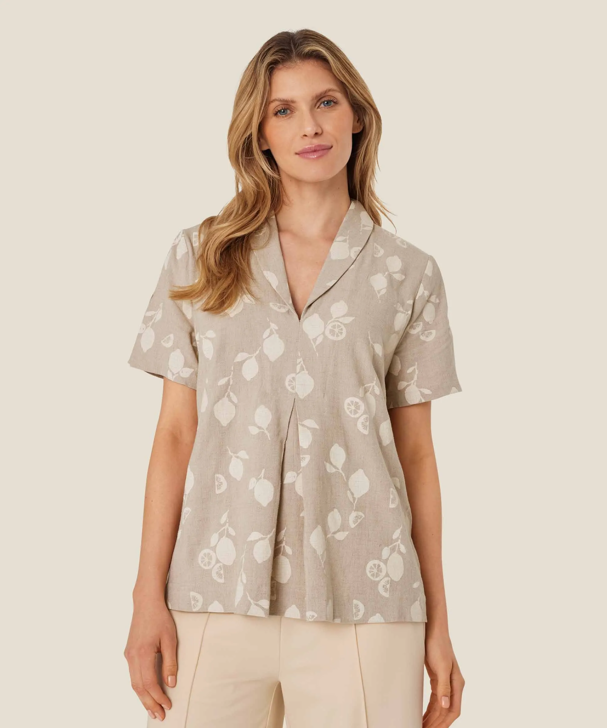 1009061 MaBlakela Top with Print - Natural