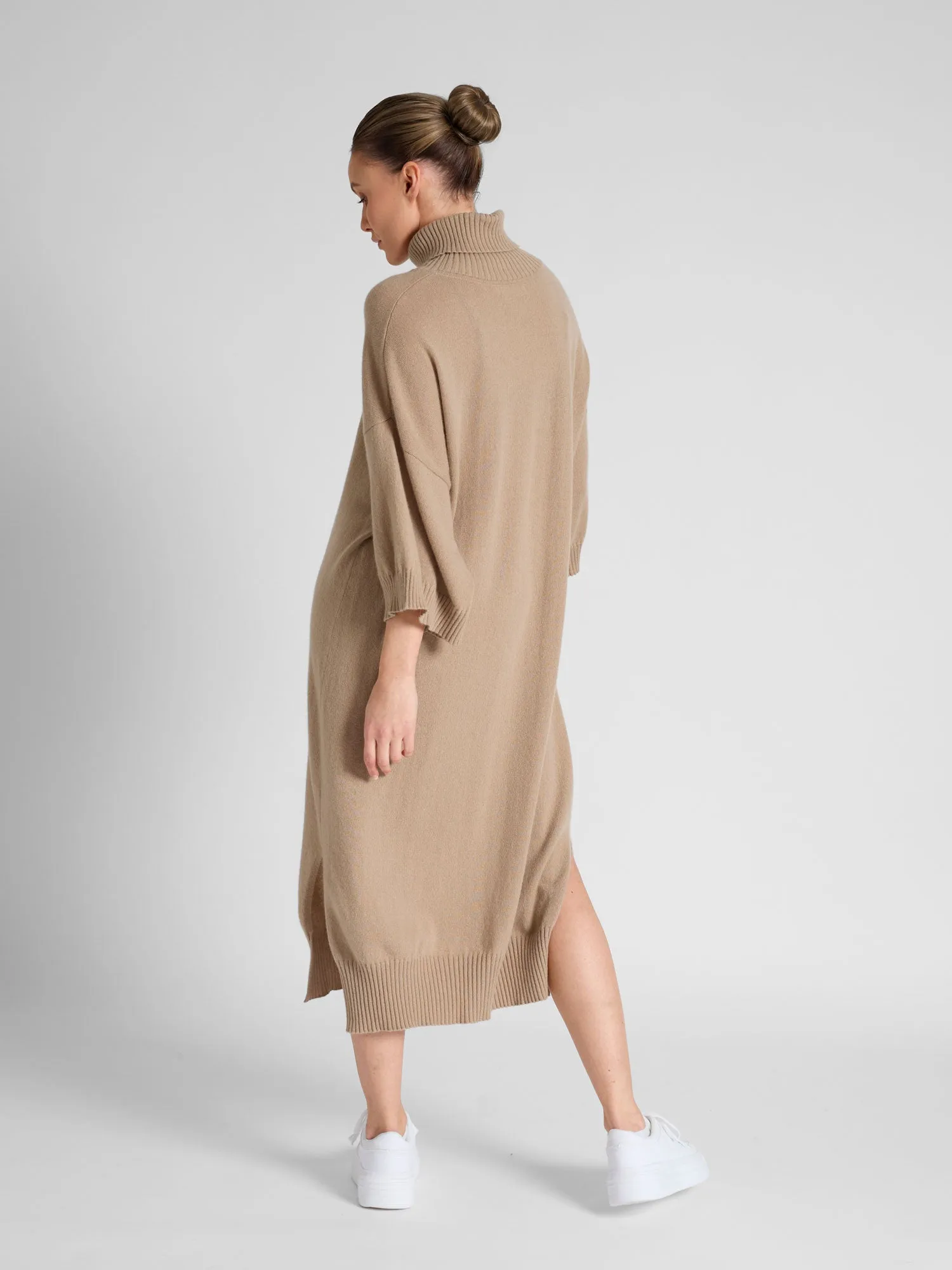 Cashmere dress "Breeze" - sand