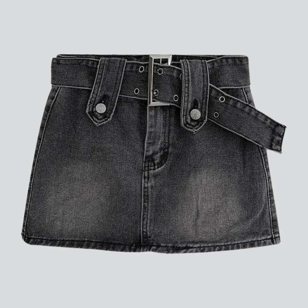 Dark denim skirt with belt