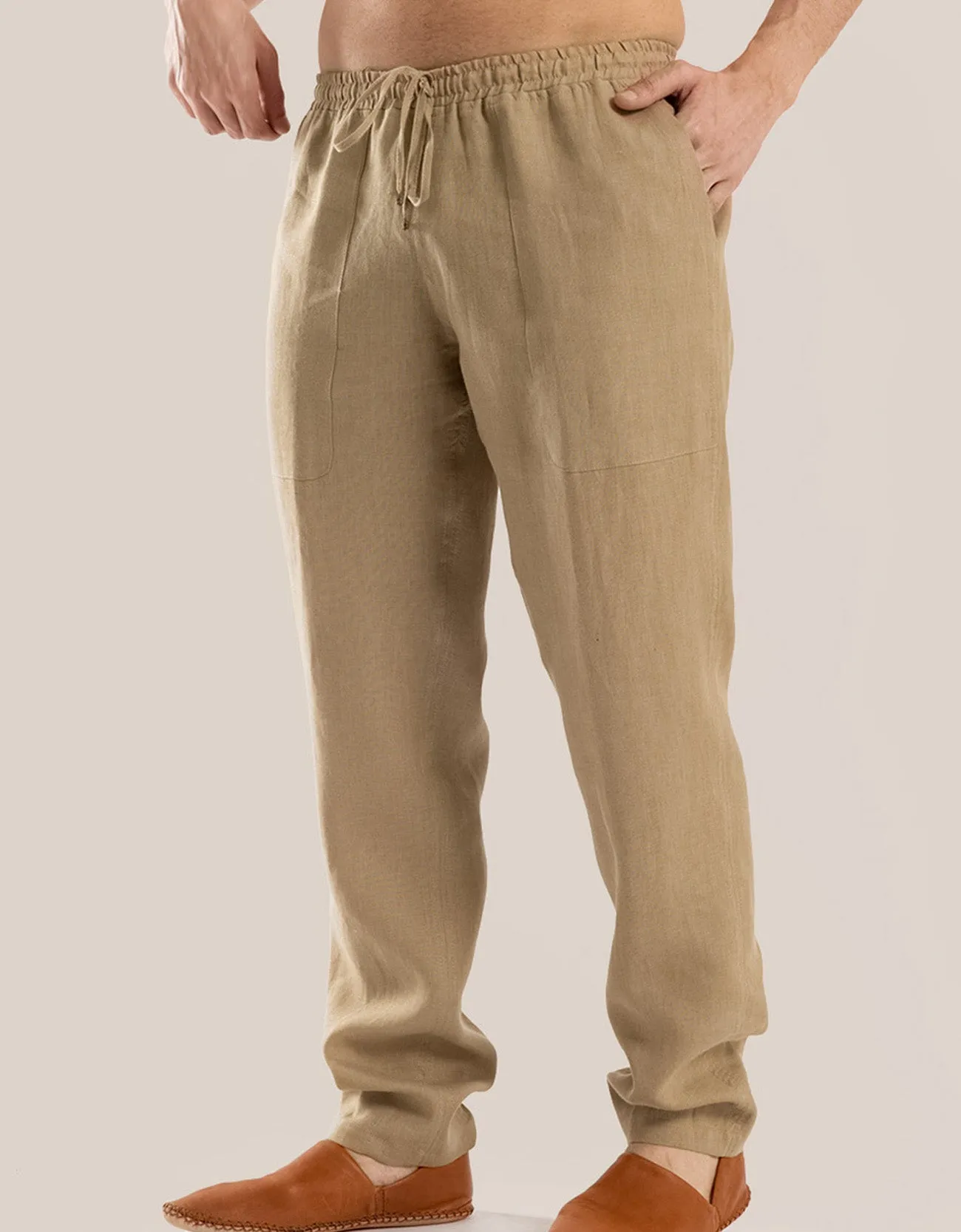 Straight leg linen pants with elastic waistline