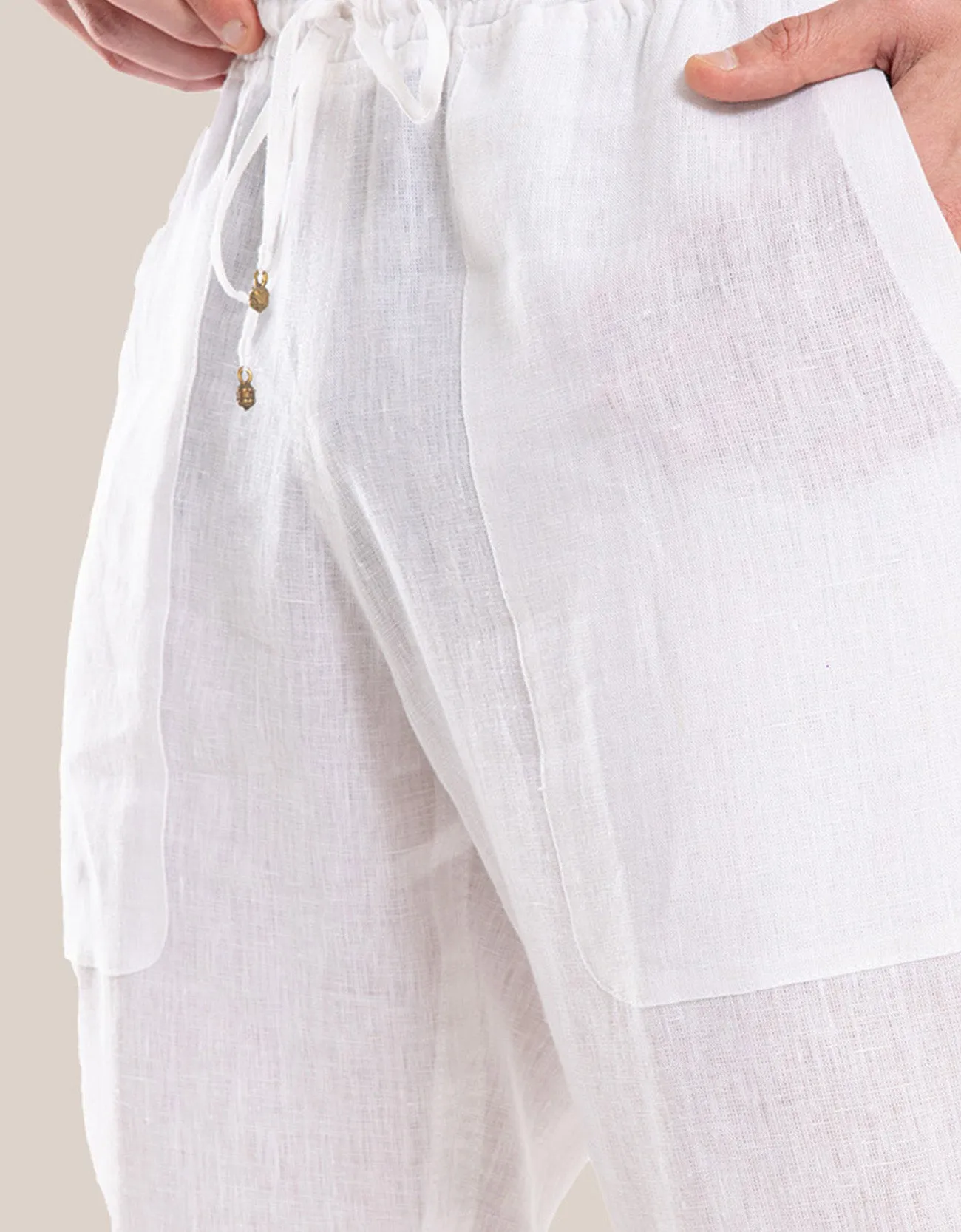 Straight leg linen pants with elastic waistline