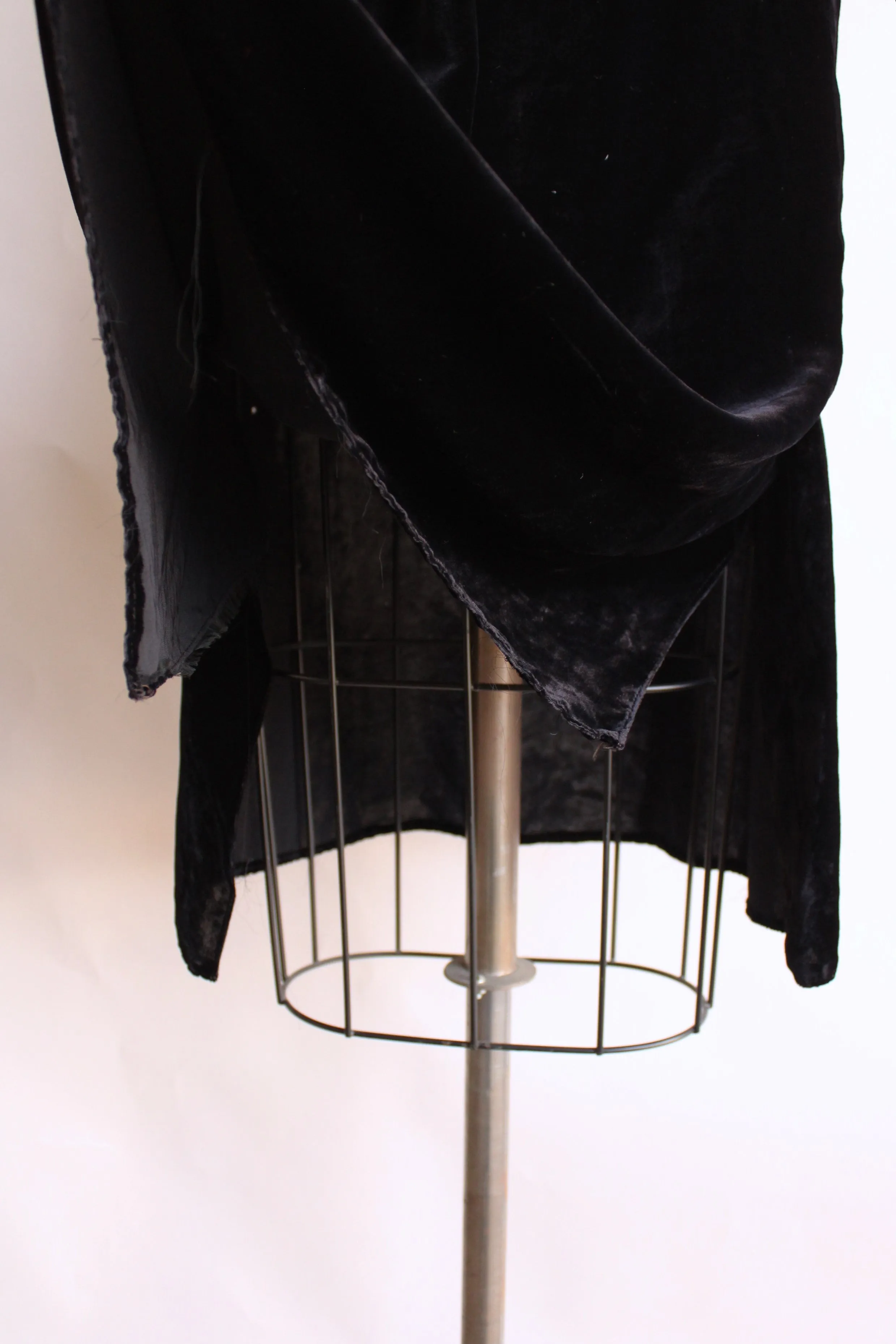 Vintage 1930s Black Silk Velvet Skirt With Side Slits