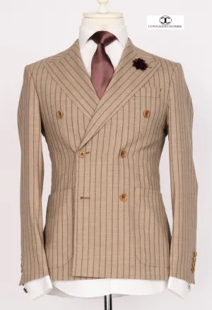 Zignone - Tan double breasted pinstriped 2-piece slim fit suit with wide lapel and patch pockets