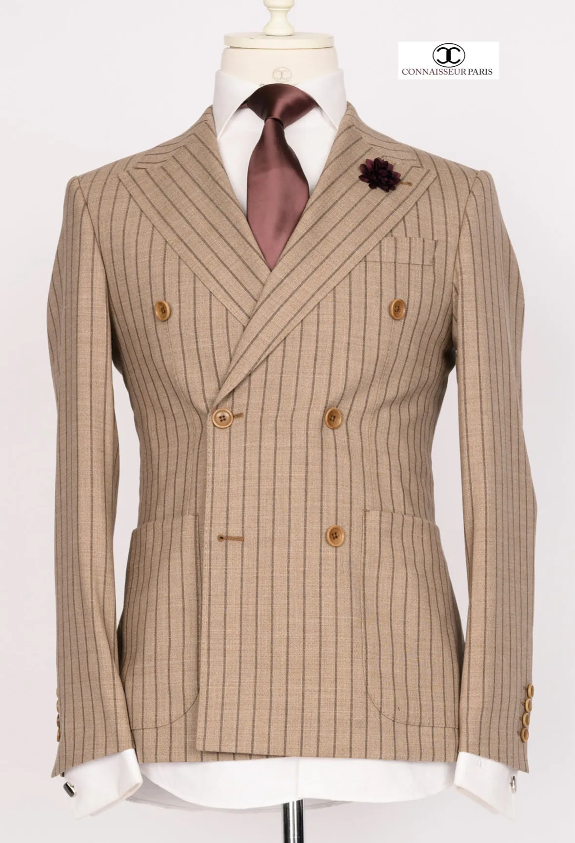 Zignone - Tan double breasted pinstriped 2-piece slim fit suit with wide lapel and patch pockets